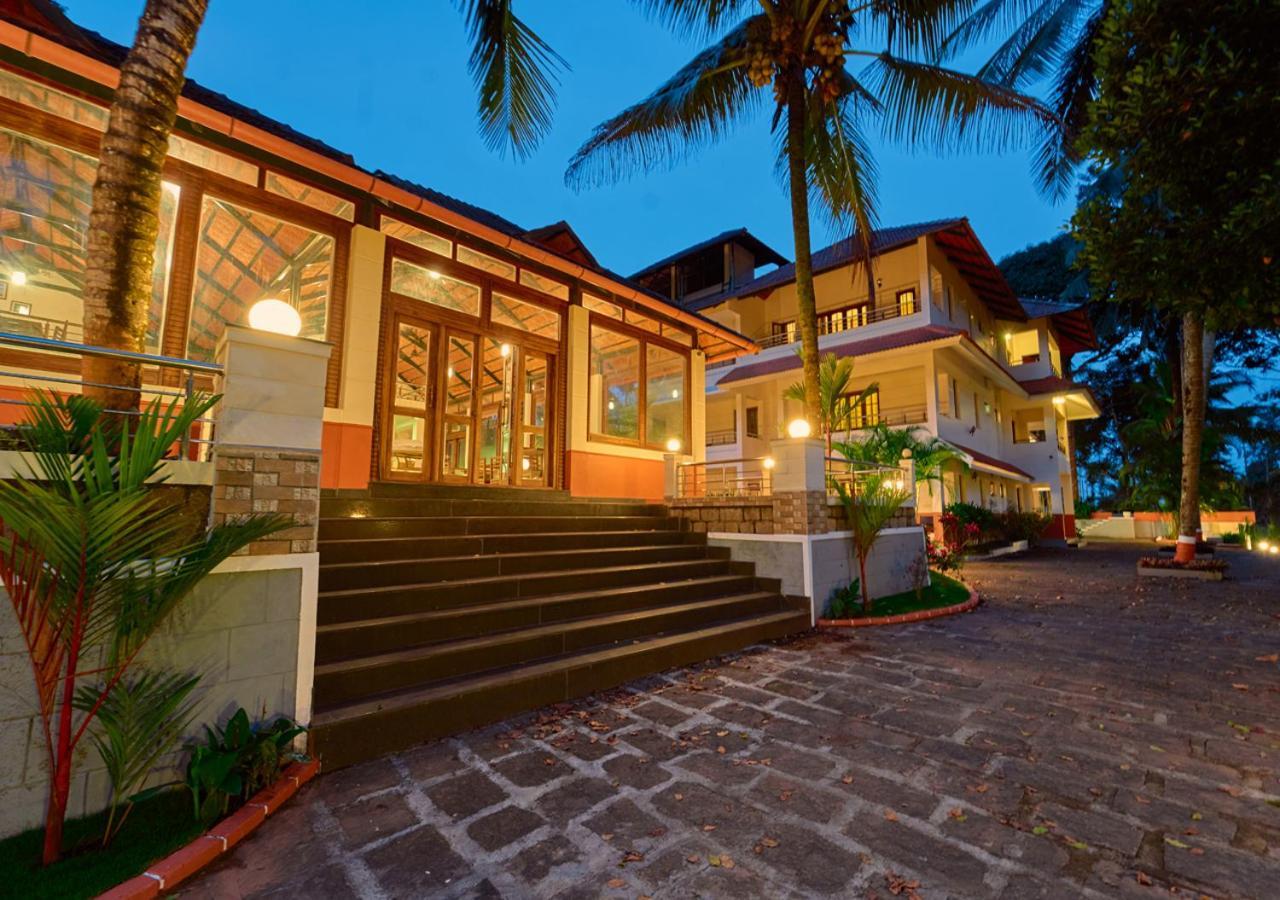 Ushasree Wayanad Heritage Premium Pool Resort By Voye Homes Ambalavayal Exterior photo