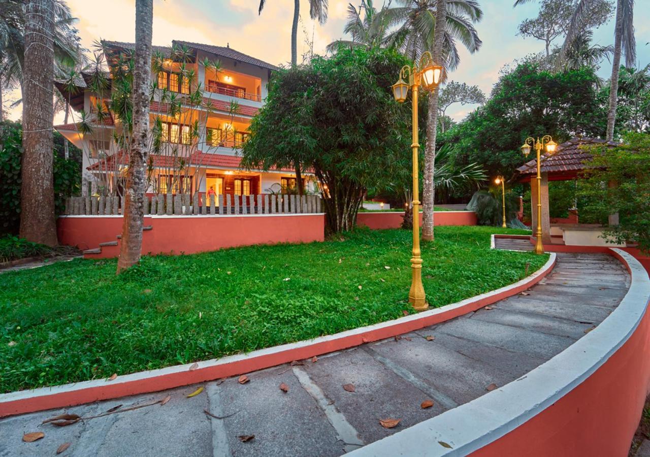Ushasree Wayanad Heritage Premium Pool Resort By Voye Homes Ambalavayal Exterior photo