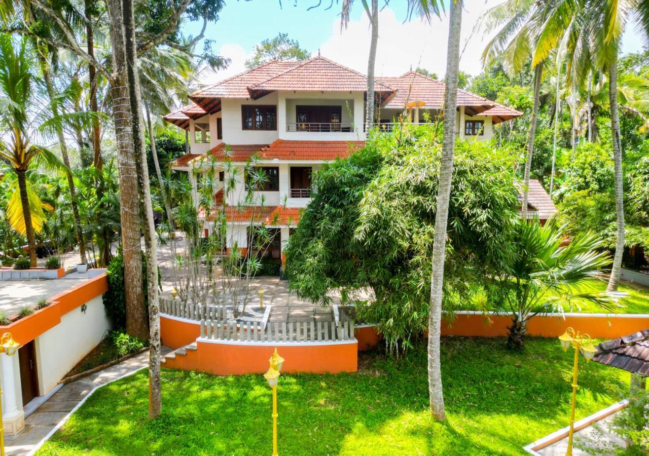 Ushasree Wayanad Heritage Premium Pool Resort By Voye Homes Ambalavayal Exterior photo