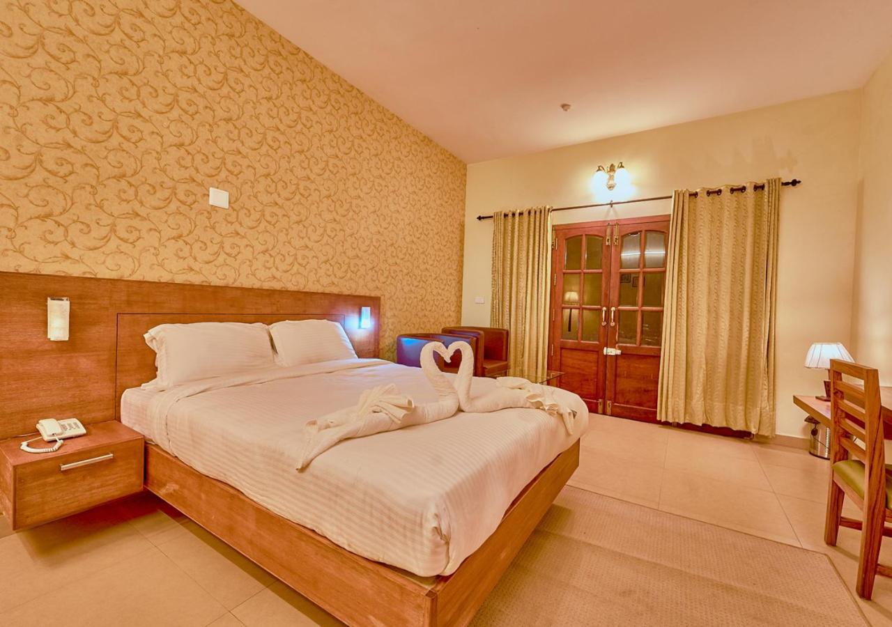 Ushasree Wayanad Heritage Premium Pool Resort By Voye Homes Ambalavayal Exterior photo