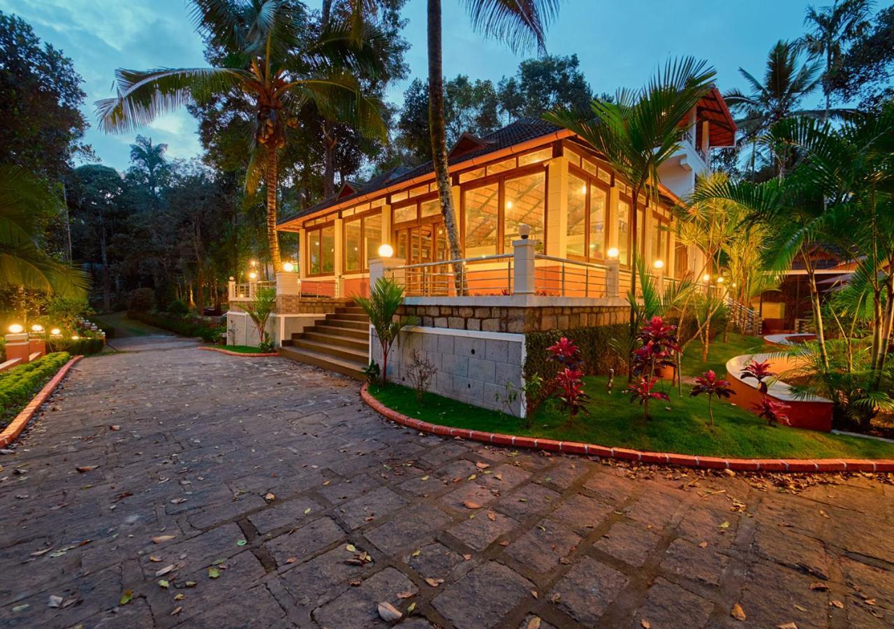 Ushasree Wayanad Heritage Premium Pool Resort By Voye Homes Ambalavayal Exterior photo